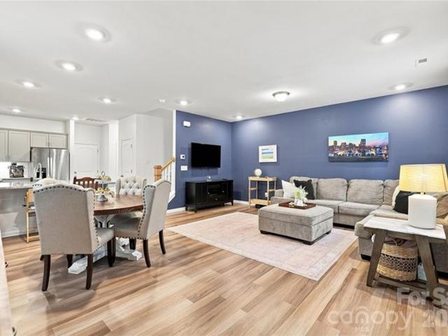 Townhouse for sale in Mecklenburg, North Carolina