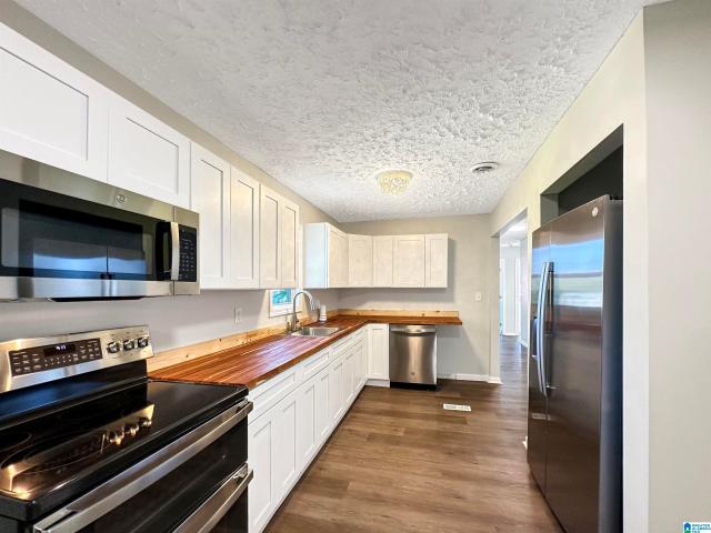 House for sale in Tarrant Heights, Tarrant