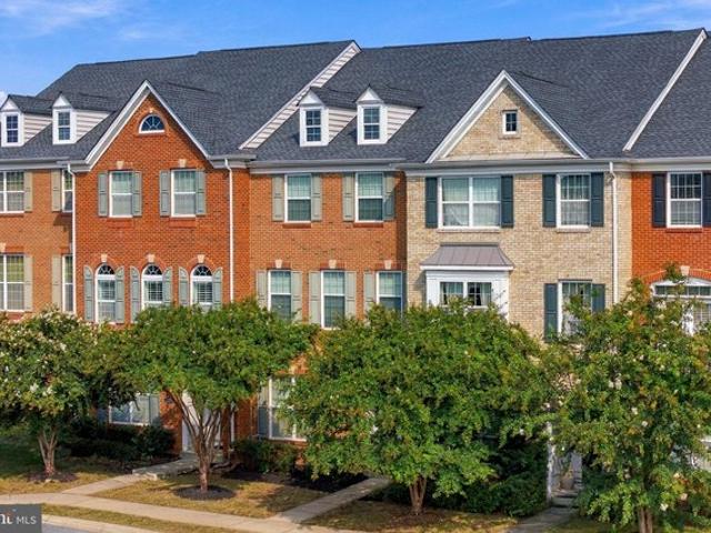 Townhouse for sale in Virginia