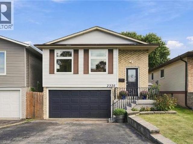 House for sale in Burlington, Ontario