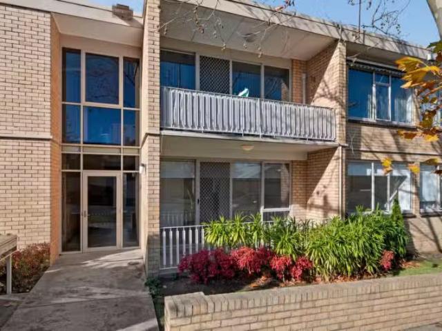 House for rent in Mont Albert