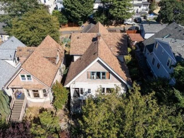 House for sale in Victoria, British Columbia