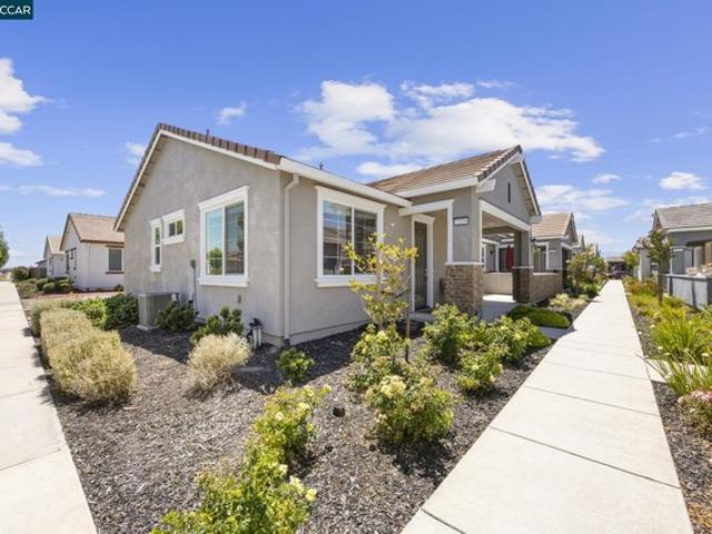 House for sale in Solano, California