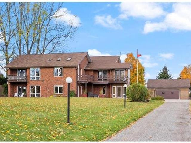 House for sale in Ancaster, Ontario