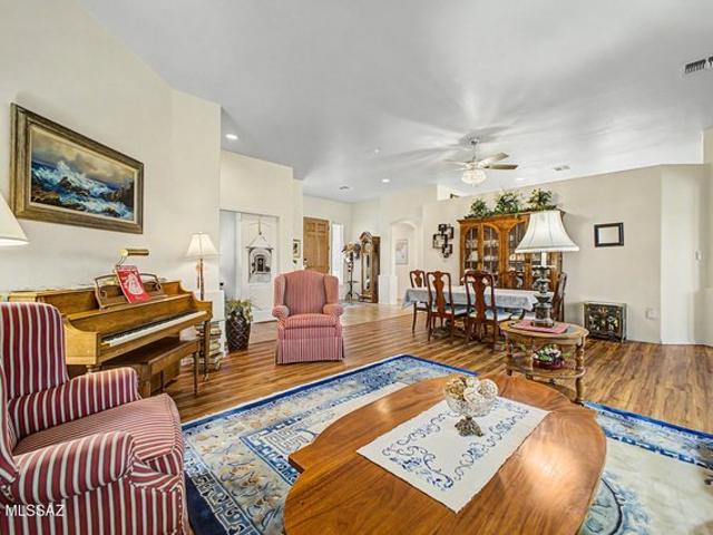 House for sale in Green Valley, Arizona