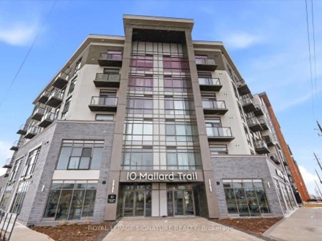 Condo for sale in Ancaster, Ontario