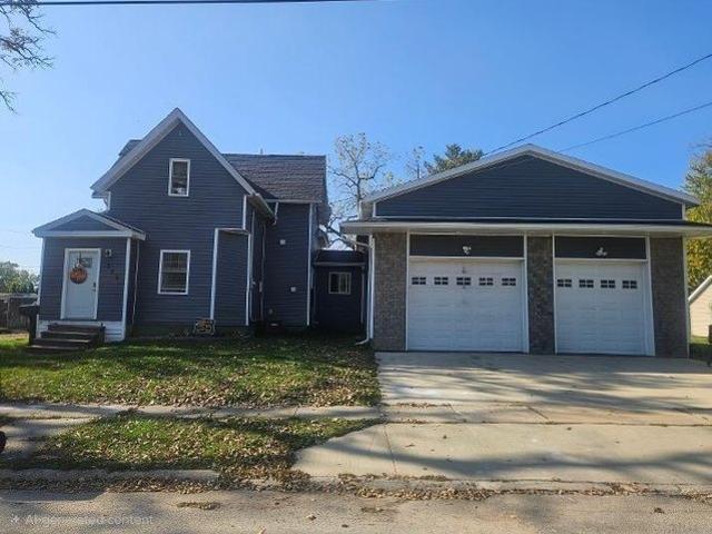 House for sale in Oelwein, Fayette County