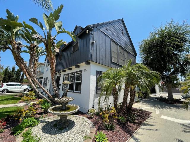 Apartment for rent in Canoga Park, California
