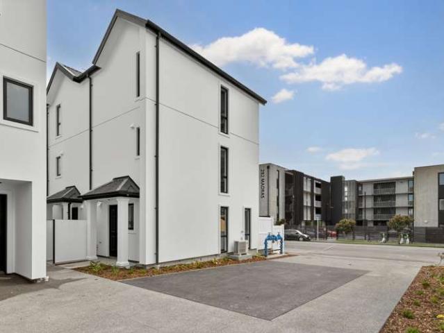 Townhouse for sale in Christchurch Central, Linwood-Central-Heathcote Community