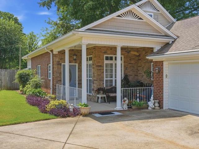 House for sale in Florence, Alabama
