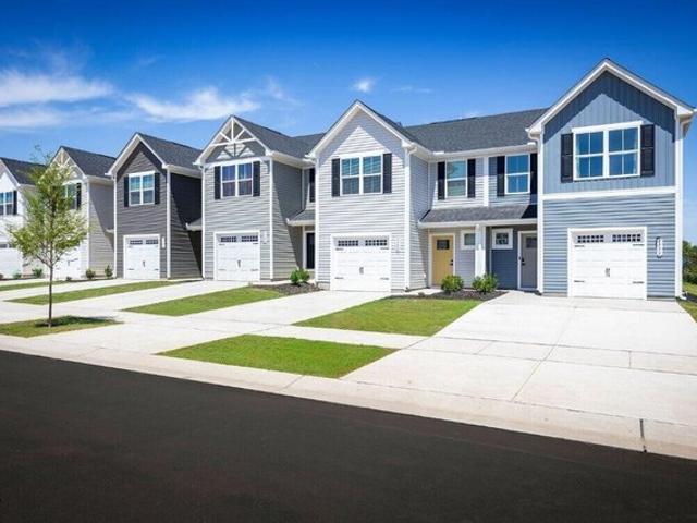 Townhouse for sale in Youngsville, North Carolina