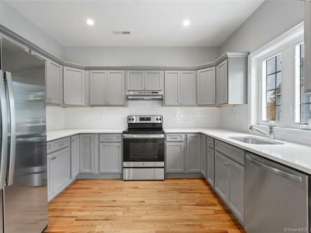 Townhouse for rent in New Haven