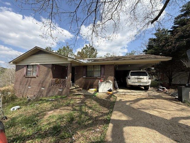 House for sale in Saltillo, Mississippi