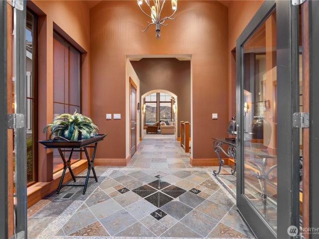 House for sale in Chelan