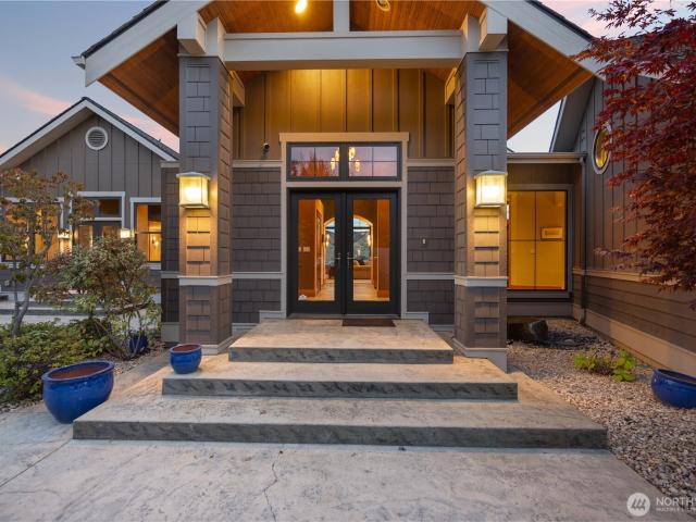 House for sale in Chelan