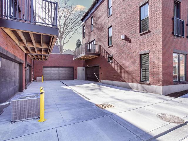 Townhouse for sale in Campbell, Kentucky