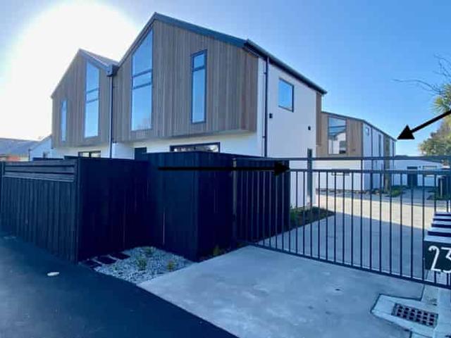 House for rent in Edgeware, Canterbury