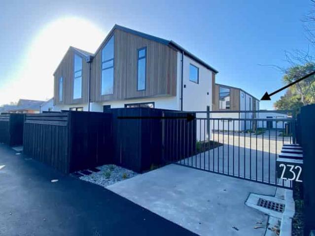 House for rent in Edgeware, Canterbury