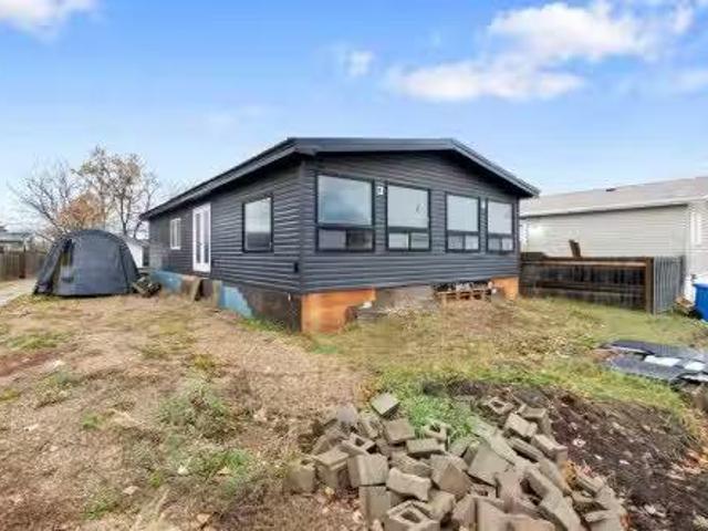 House for sale in Fort Mcmurray, Alberta