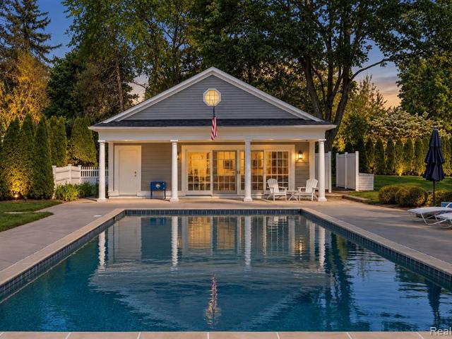 House for sale in Briarbank, Bloomfield Hills