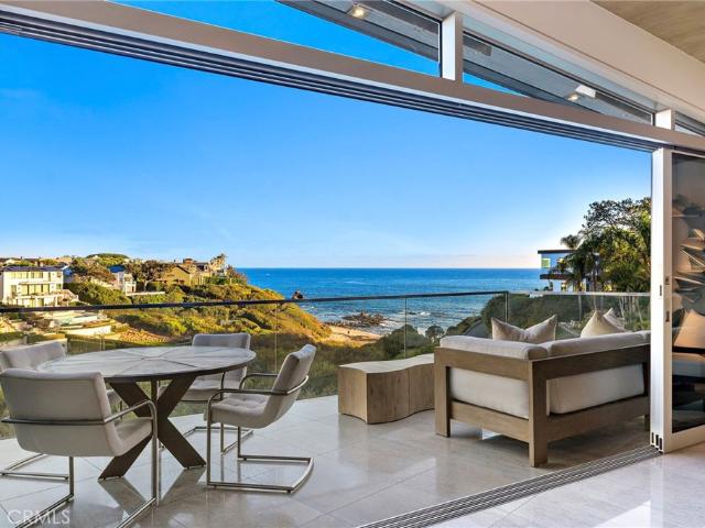 House for sale in Corona Del Mar, California