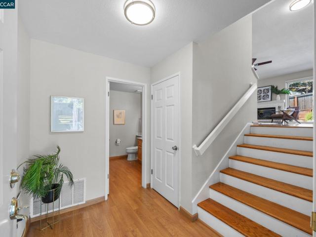 Townhouse for sale in Pleasant Hill, Contra Costa County