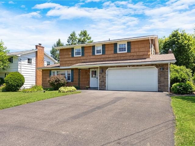 House for sale in Jamesville, New York