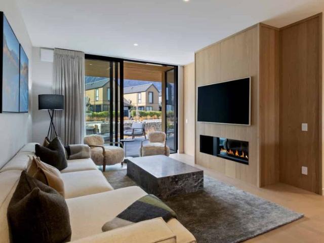 Townhouse for rent in Hanleys Farm, Queenstown-Lakes District