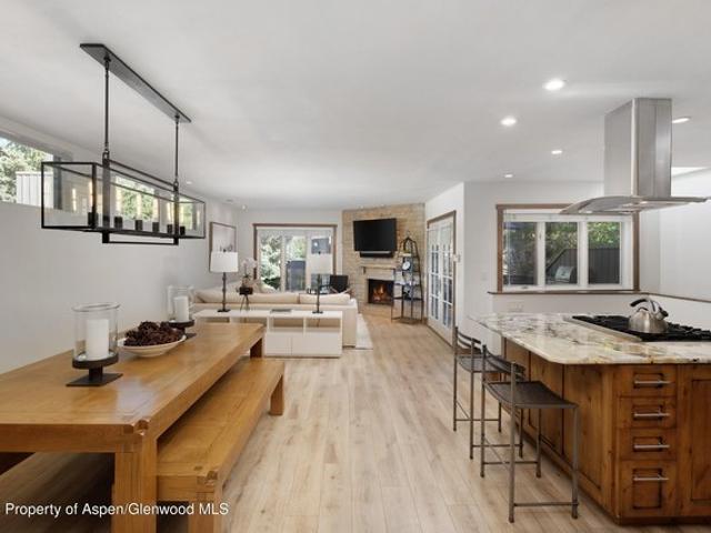 Townhouse for sale in Snowmass Village, Colorado