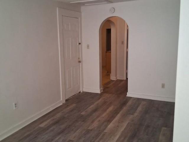 Apartment for rent in Falling Waters, West Virginia