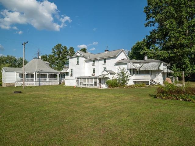 House for sale in Crawford, Pennsylvania