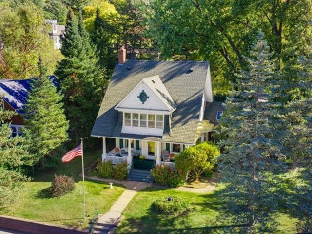 House for sale in Saint Croix Falls, Polk County