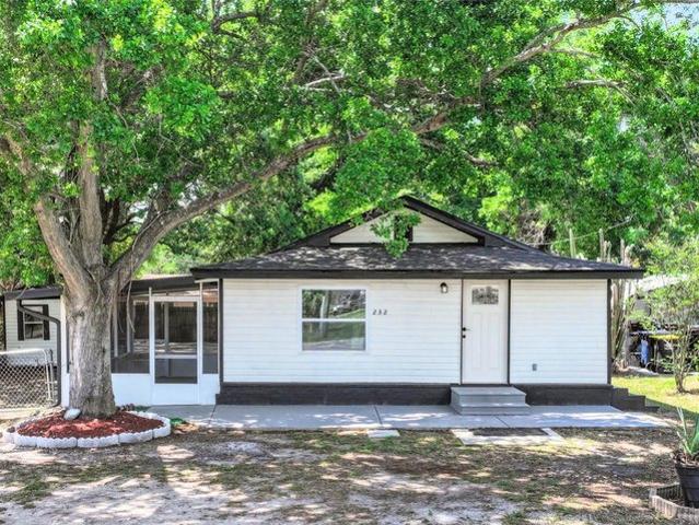 House for sale in Auburndale, Florida