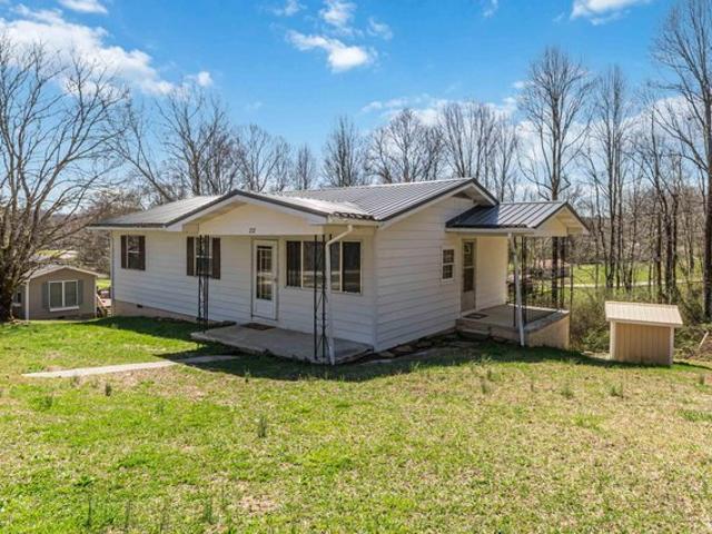 House for sale in Stearns, Kentucky