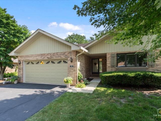 Townhouse for sale in Bloomingdale, Illinois