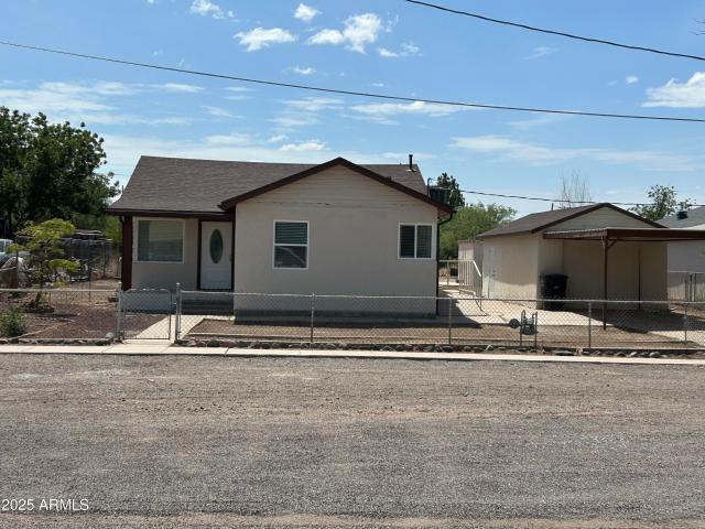 House for sale in Amado, Arizona