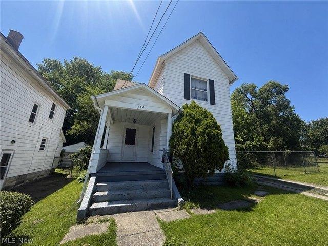 House for sale in Youngstown, Ohio