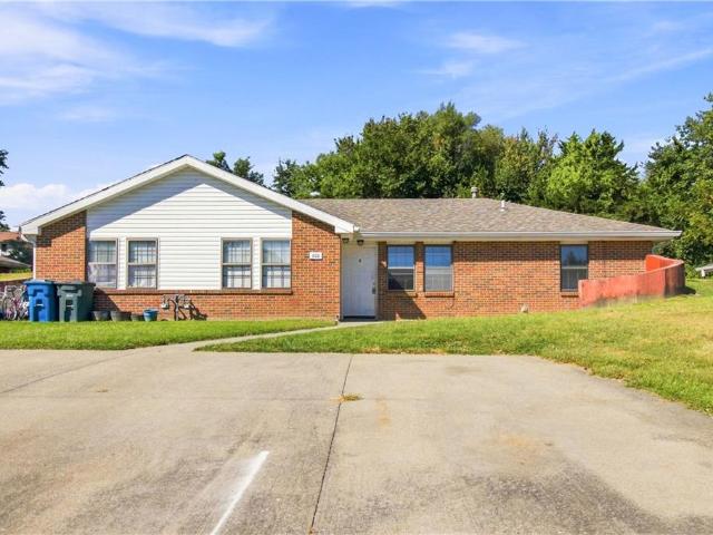House for sale in Valley View, Warrensburg