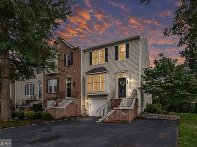 Townhouse for sale in Delaware