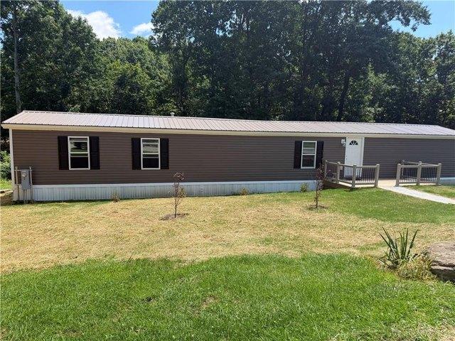House for sale in Valencia, Pennsylvania