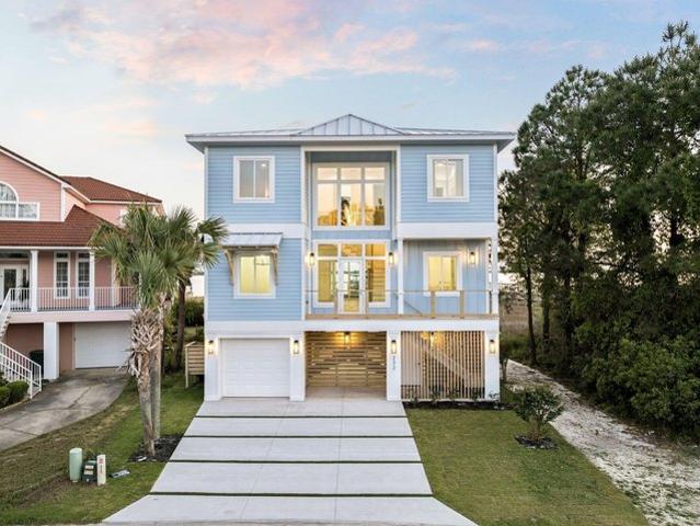 Townhouse for sale in Mary Esther, Florida