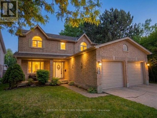 House for sale in Strathroy-caradoc, Ontario