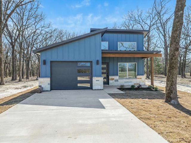 Property for sale in Wills Point, Texas