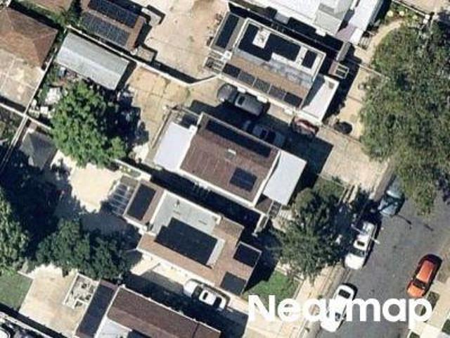 House for sale in Queens, Arverne
