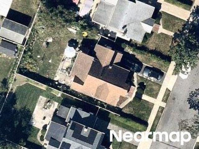 House for sale in Queens, Arverne