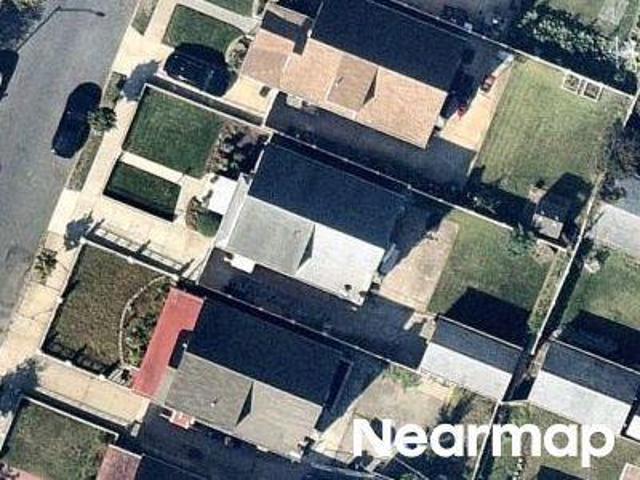 House for sale in Queens, Arverne