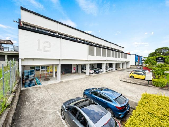 Office for rent in Toombul, Queensland