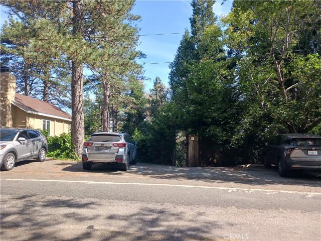 House for sale in Cedarpines Park, California
