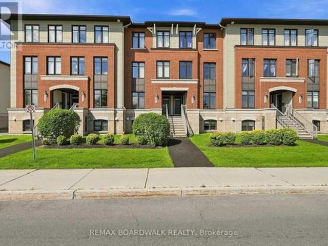 Townhouse for rent in Mulhurst Bay, Ontario