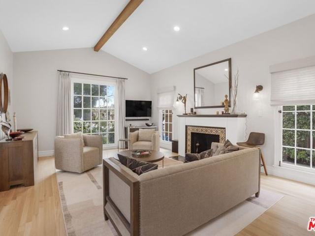 House for sale in Canoga Park, California